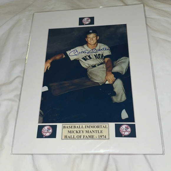 Mickey Mantle Signed Autographed - Picture 1 of 2
